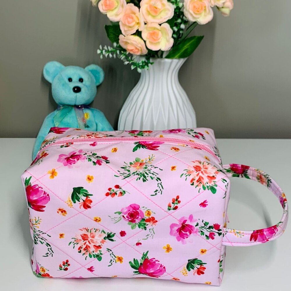 Pouch Bag - Picture 2 of 3